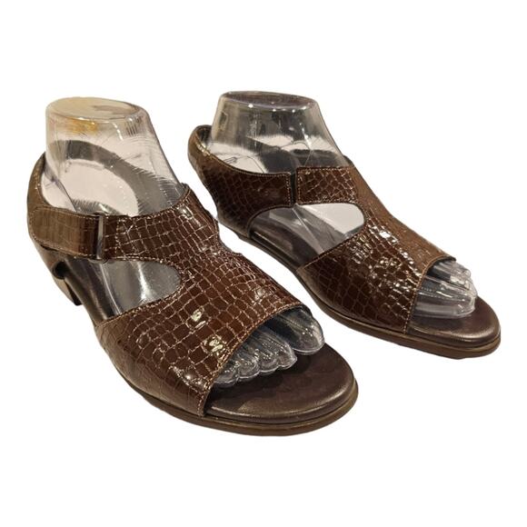 SAS Suntimer Leather Heels Strap Sandals Tri-Pad Comfort Brown Crocs 7.5 Medium - Picture 6 of 14